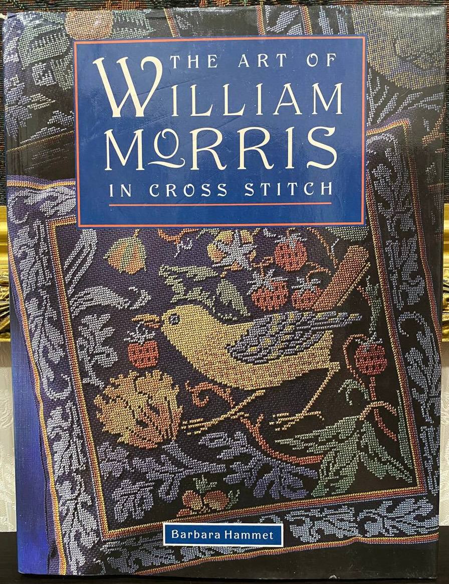 Barbara Hammet — “The Art of William Morris in Cross Stitch” 📖🌿