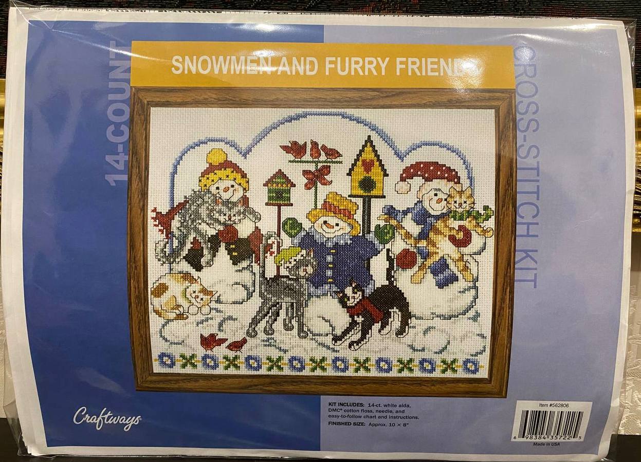 Craftways #562806 Snowmen and Furry Friends