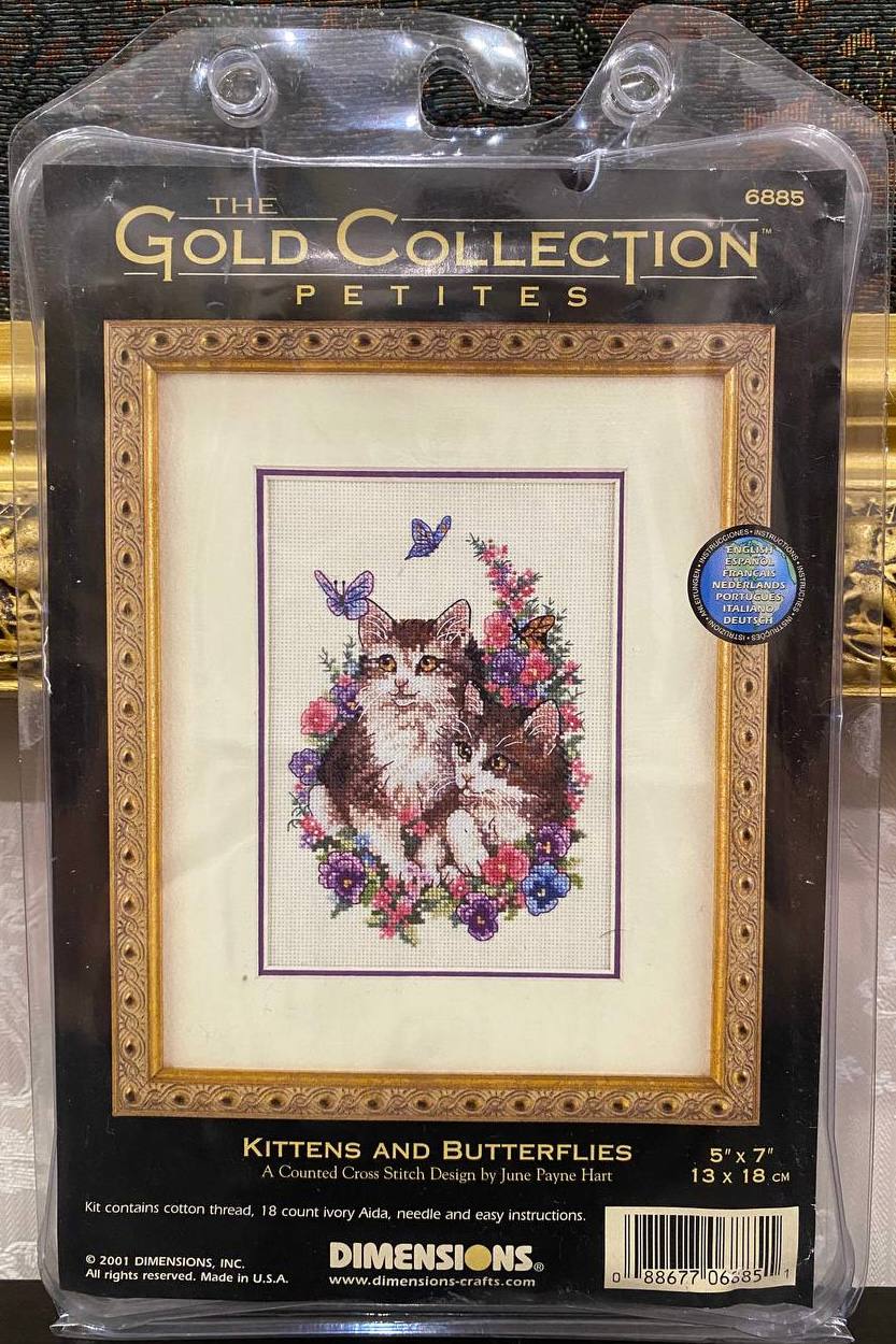 Dimensions Gold Collection Petites #6885 — “Kittens and Butterflies” 🐾🦋🌸
